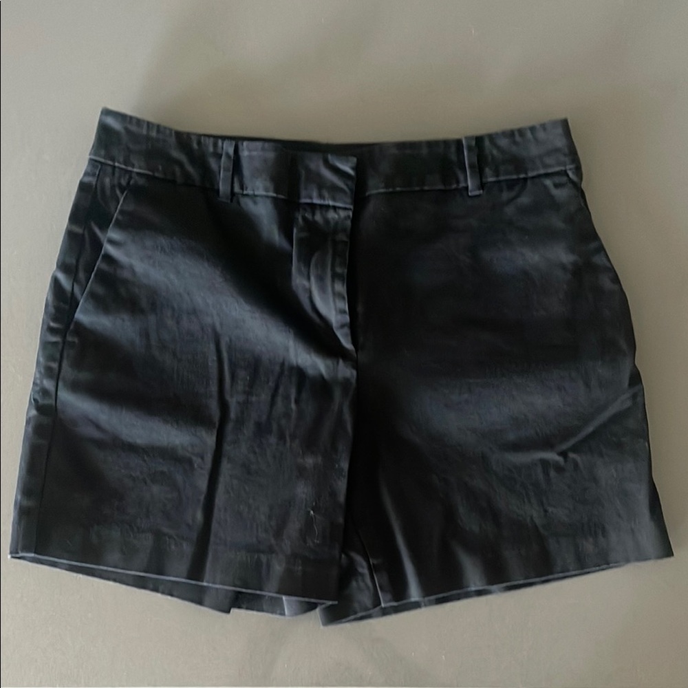 Ann Taylor City Short in Black